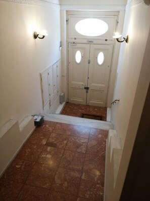 Room - Elegant Apartment Under the Acropolis (Athens)
