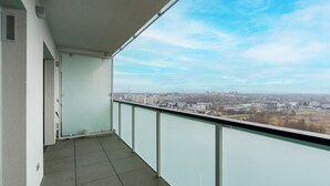 Balcony - Modern Apartment Rataje by Renters (Poznan)