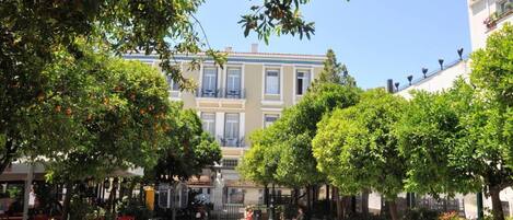 公寓 | 2 多间卧室、高速上网