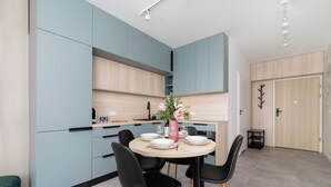 In-room dining - Cracow Apartment Lux by Renters Prestige (Kraków)