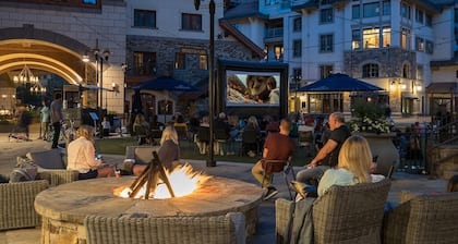 Ski In/out In Town! Ski Area Views, Fireplace, Hot Tub 2 Bedroom Condo by RedAwning