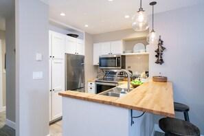 Appart'hÎtel, 2 chambres | Cuisine privée