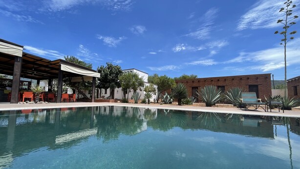 Outdoor pool - Casa Regina Oaxaca (San Pablo Villa de Mitla)