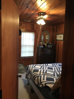 Cottage, 2 Bedrooms | 2 bedrooms, free WiFi