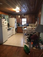 Refrigerador, horno, cafetera/tetera