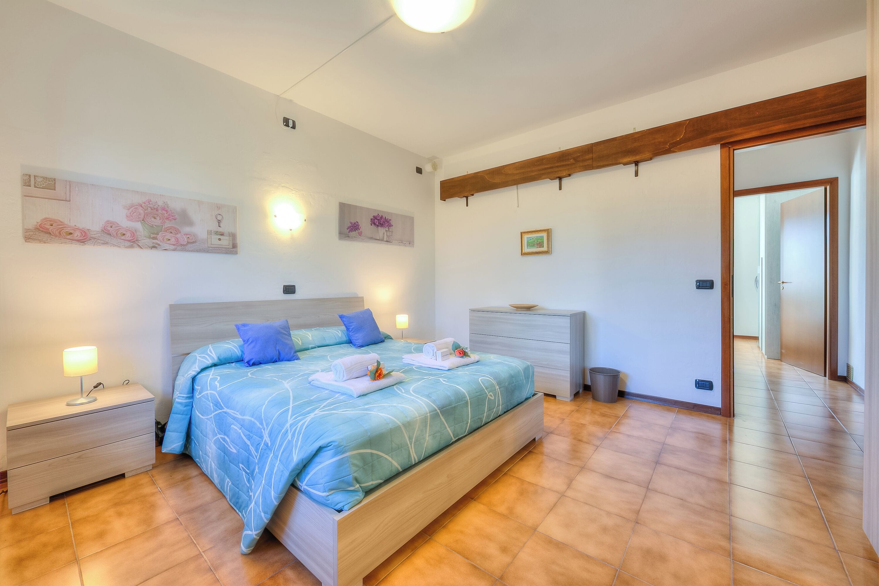 Standard House, Multiple Bedrooms, 2 Bathrooms (Cedar House Villa Few Minutes From) | 3 bedrooms, iron/ironing board, free WiFi, bed sheets