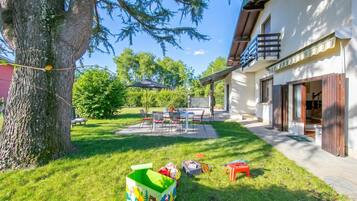 Standard House, Multiple Bedrooms, 2 Bathrooms (Cedar House Villa Few Minutes From) | Terrace/patio