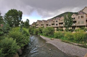Condo, 1 Bedroom | Property grounds - Walk To Ski, Stylish & Bright! Ground Floor, Hot Tub, Pool 1 Bedroom Condo by RedAwning (Telluride)