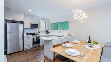 Condo, 2 Bedrooms | Private kitchen | Fridge, oven, coffee/tea maker, toaster