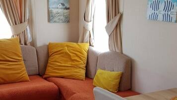 Cabin, Berbilang Katil | Ruang tamu | Pendiangan