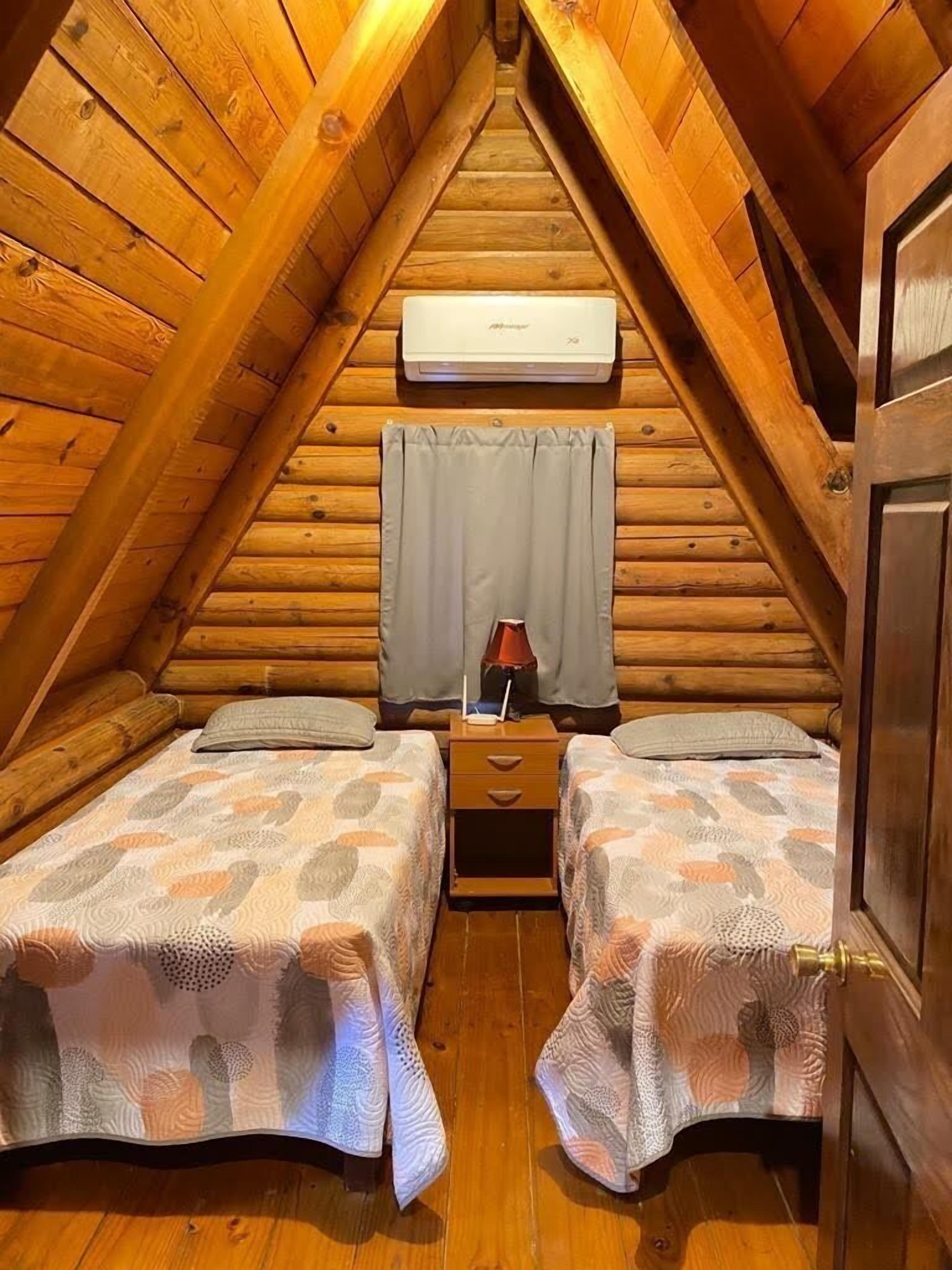 Cabaña estándar | 2 dormitorios, wifi gratis, ropa de cama