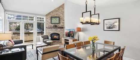 Condo, 3 Bedrooms | Interior