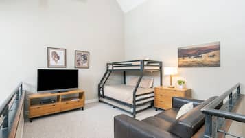 Apartamento, 3 habitaciones | Zona de estar