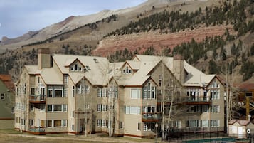 Condo, 3 Bedrooms | Exterior