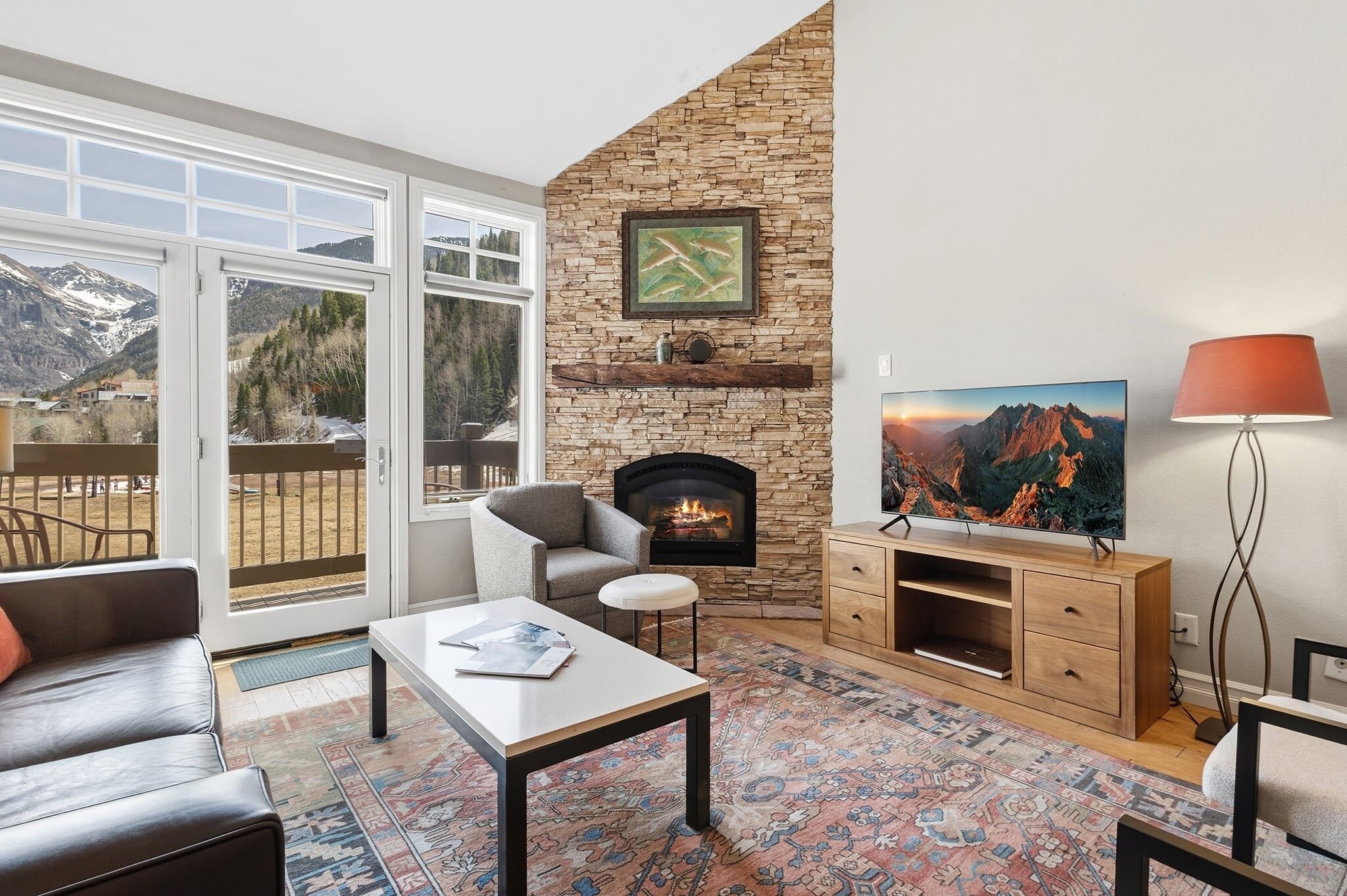 Condo, 3 Bedrooms | Living area