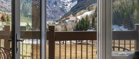 Condo, 3 Bedrooms | Interior