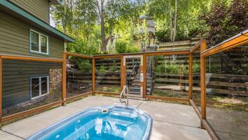 Condo, 2 Bedrooms | Pool