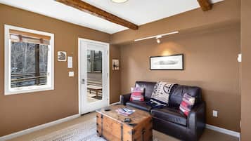 Kondominium, 1 kamar tidur | Area keluarga