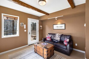 Kondominium, 1 kamar tidur | Area keluarga