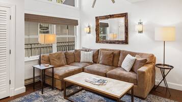 Condo, 2 Bedrooms | Living area