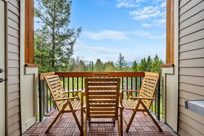 Property grounds - The Sable Forest Side | Pool | Hot Tub | Top Floor (Radium Hot Springs)