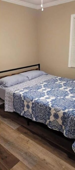 3 bedrooms, free WiFi, bed sheets