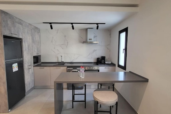 House | 1 bedroom