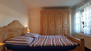 2 bedrooms, WiFi - Dornum" vacation apartment (Dornumersiel)