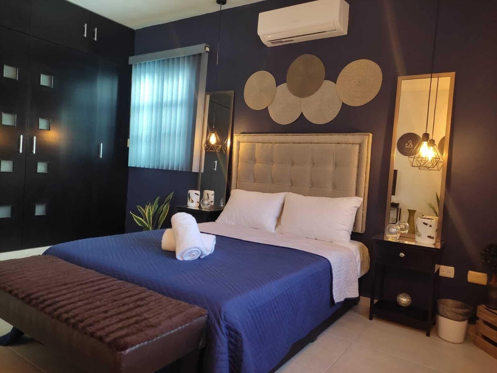 Deluxe-Zimmer | Laptopgeeigneter Arbeitsplatz, kostenloses WLAN, Bettwäsche