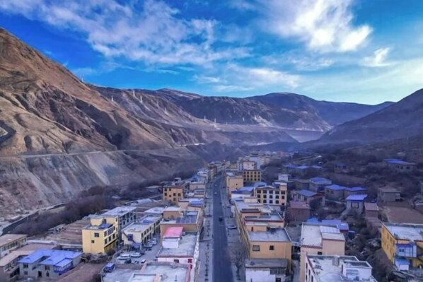 Exterior - Shankee Hotel (Basu County Government) (Basu)