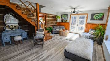 智能电视、壁炉