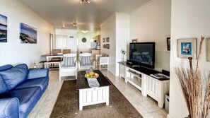 TV connectée, livres, chaßne hi-fi
