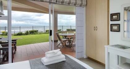 26 La Mer - Beautiful sea view ground floor