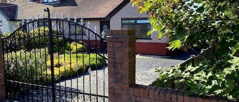 Cottage, Multiple Beds | Exterior