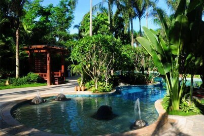 Qixianling Zhongnan Hot Spring Apartment Hotel