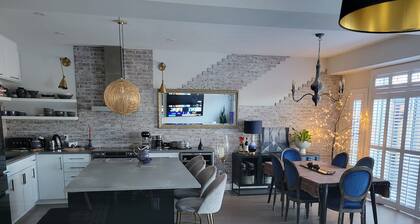 Exclusive Townhome near West-Trails - New