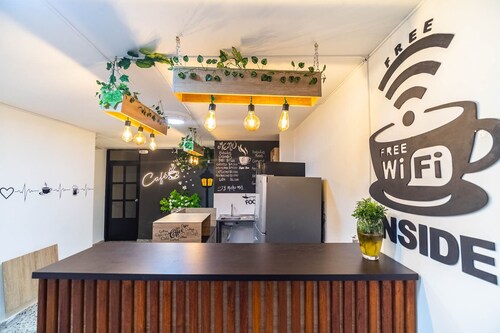 Loft Stadium Laureles / Terrace / parking