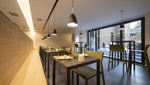 Daily continental breakfast for a fee - Le Stanze del Lago Villa Seta (Como)