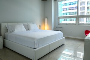 2 bedrooms, desk, iron/ironing board, travel crib