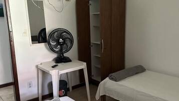 Basic Twin Room | Free WiFi