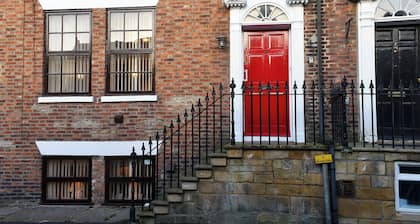 4 bedroom accommodation in Whitby