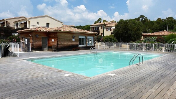 Piscina all'aperto