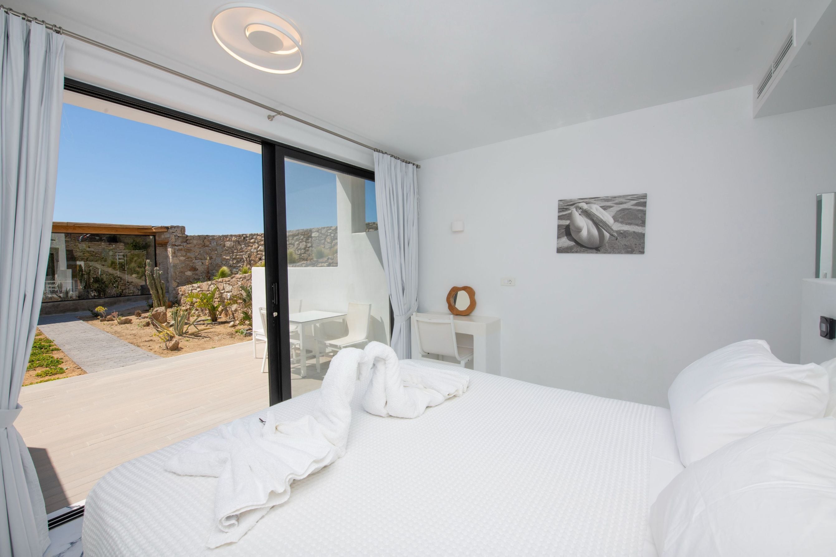 Photo - Bianco a Nero Mykonos