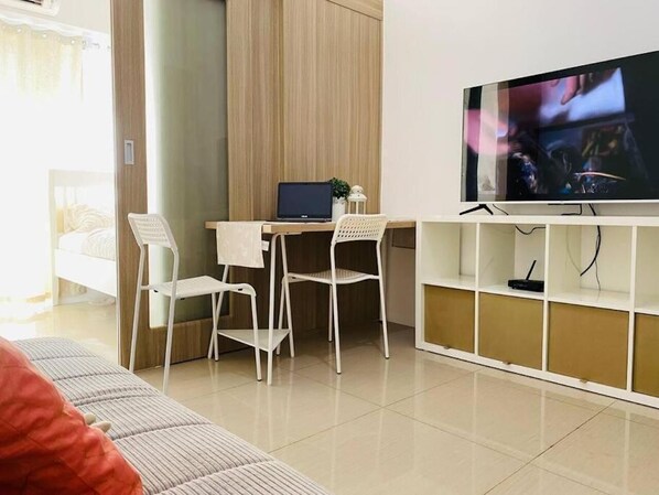 1 Schlafzimmer, Schreibtisch, Bügeleisen/Bügelbrett, WLAN
