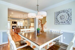 Dining - Spacious 3-Story Townhome Near Rehoboth Beach 2 Pools, Pet & Baby Friendly (Rehoboth Beach)