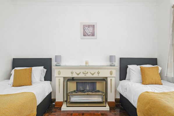 4 多间卧室、旅行婴儿床、免费 WiFi