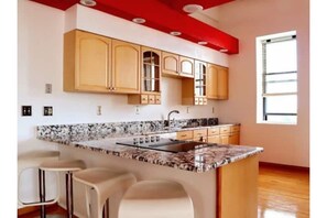 Fridge, microwave, oven, stovetop - Million $ Dream Loft (Toledo)