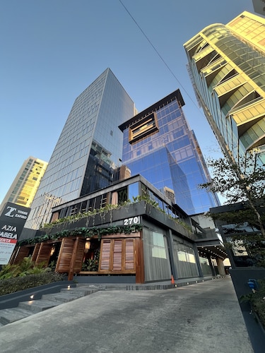 OLSON Real Acueducto Hotel & Suites