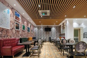 Unclassified image, 4 of 23, button - Home Inn Huaxuan Select Hotel (Weihai High-speed Railway Station Hanlefang Branch) (Weihai)