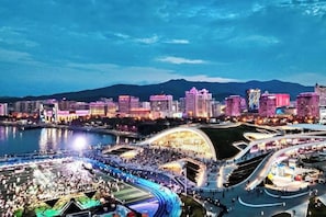 صورة غير مصنفة، 2 من 23، زرّ